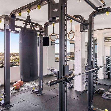 Pullman Sydney Hyde Park Hotel Екстериор снимка The gym at The Ivy Collection